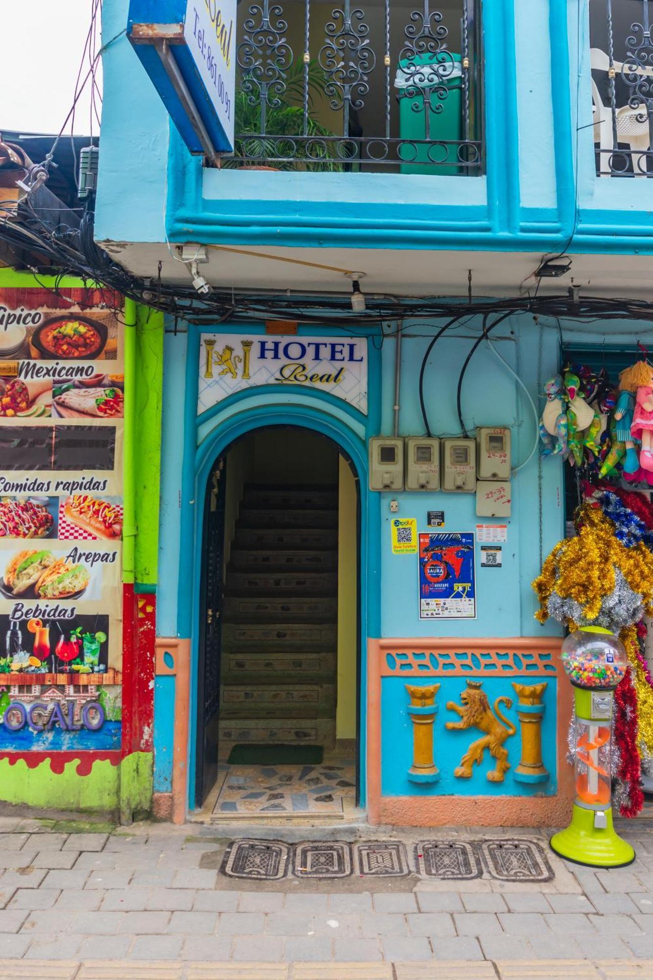 Hotel Real Guatapé エクステリア 写真