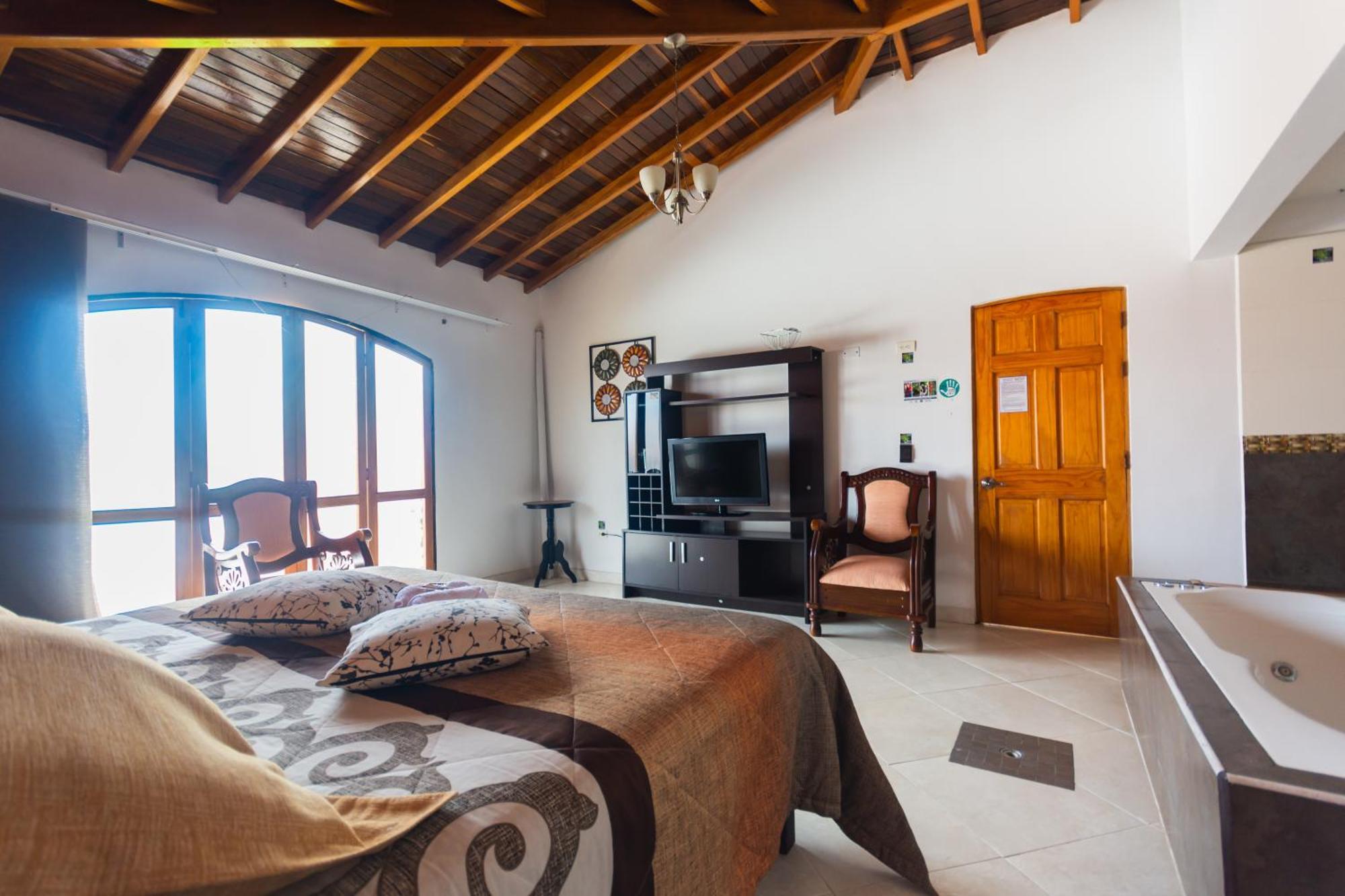 Hotel Real Guatapé エクステリア 写真
