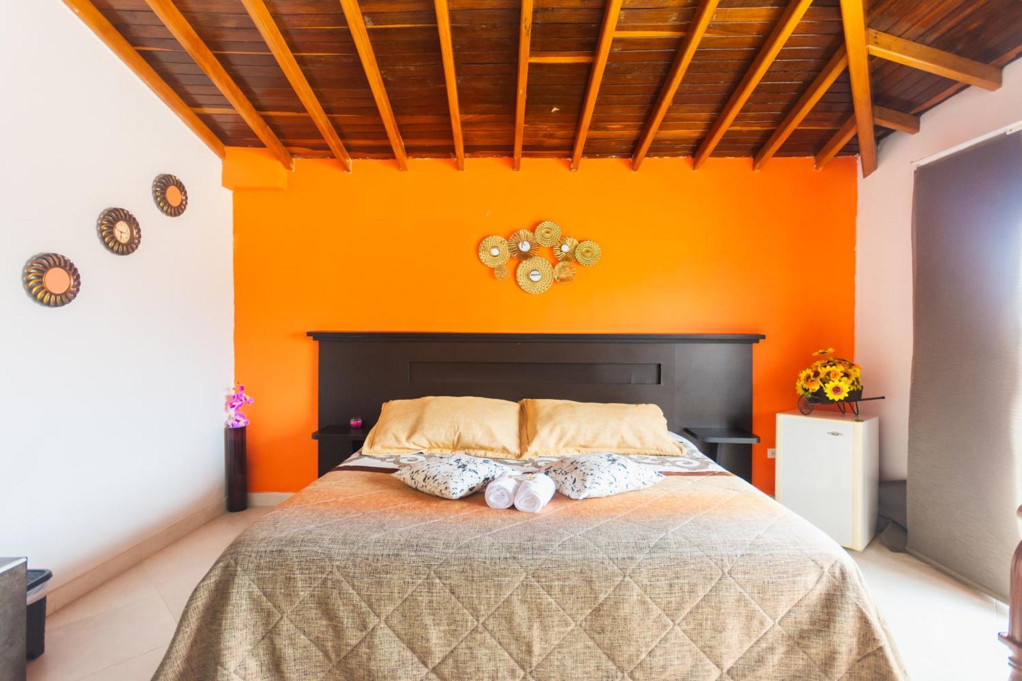 Hotel Real Guatapé エクステリア 写真