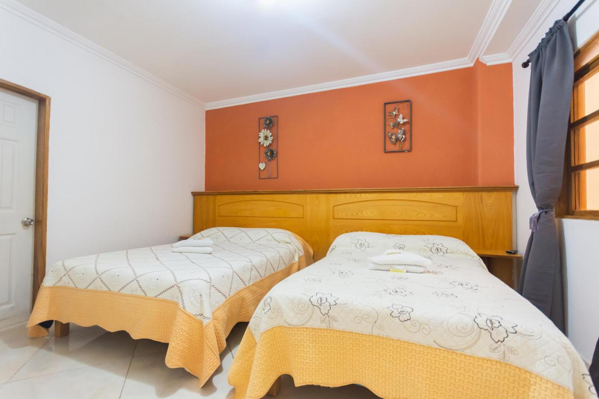 Hotel Real Guatapé エクステリア 写真