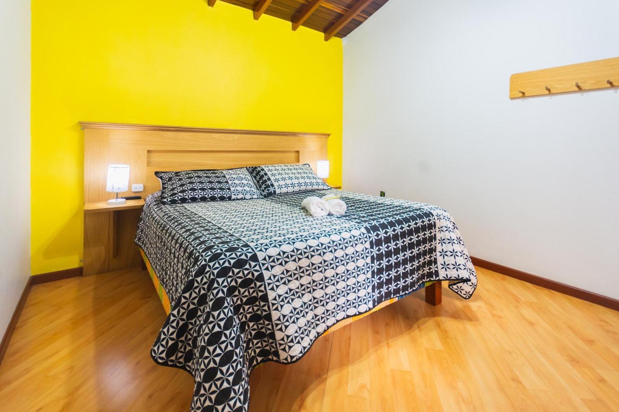 Hotel Real Guatapé エクステリア 写真