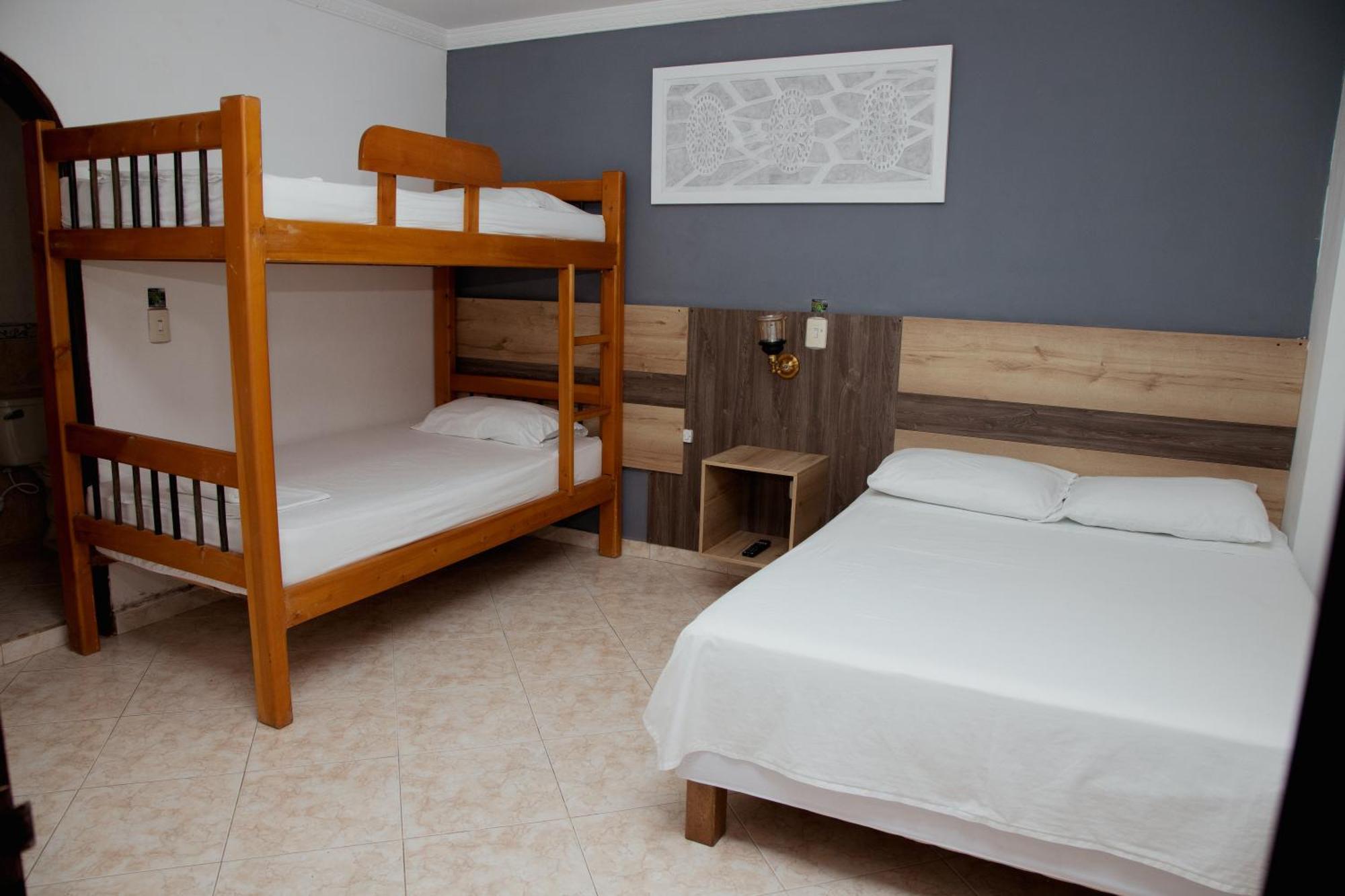 Hotel Real Guatapé エクステリア 写真
