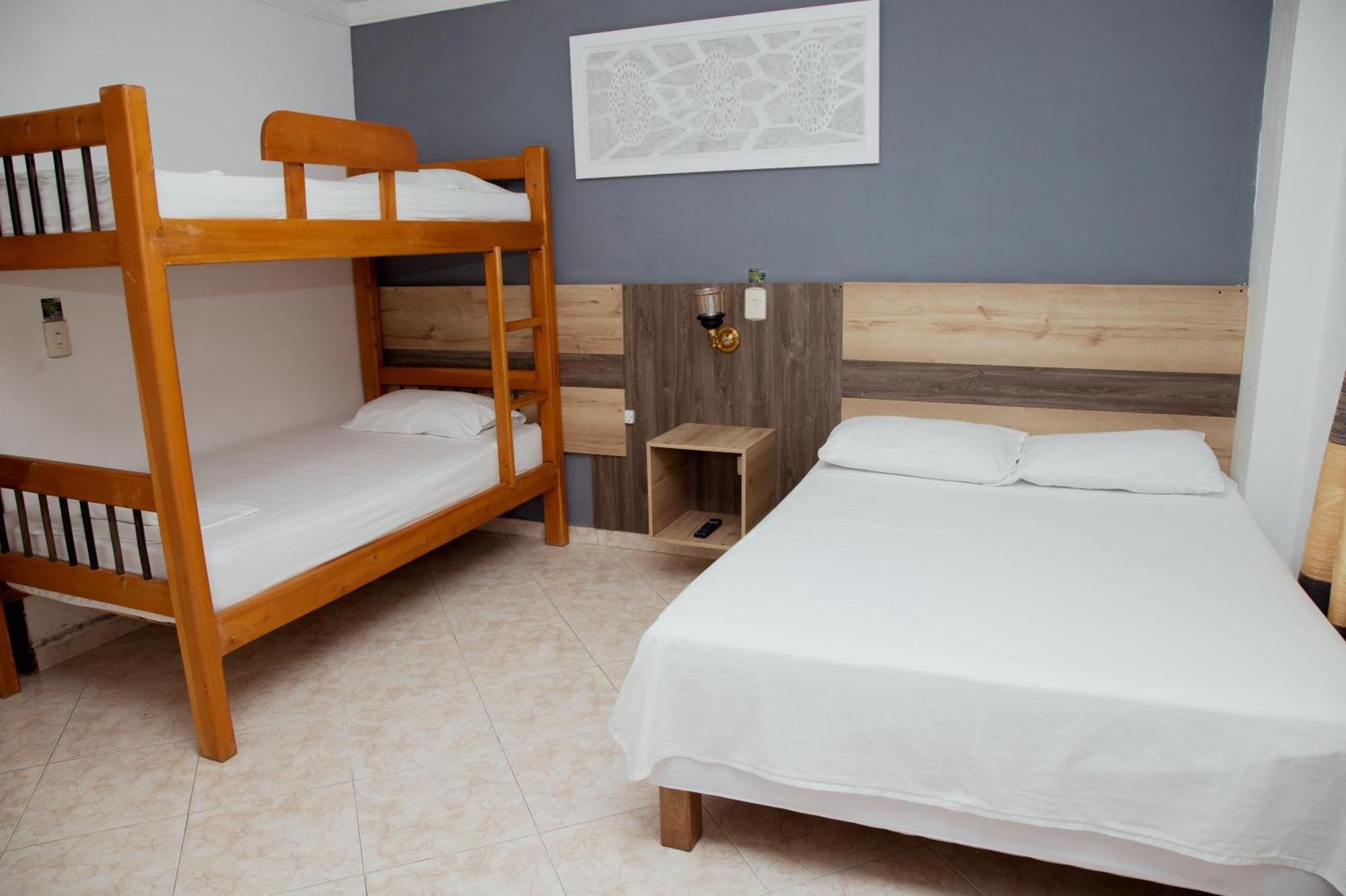 Hotel Real Guatapé エクステリア 写真
