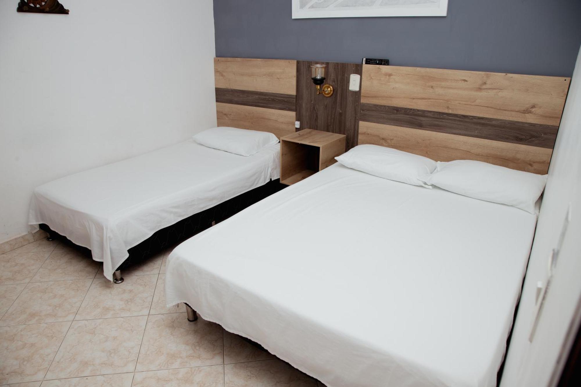 Hotel Real Guatapé エクステリア 写真