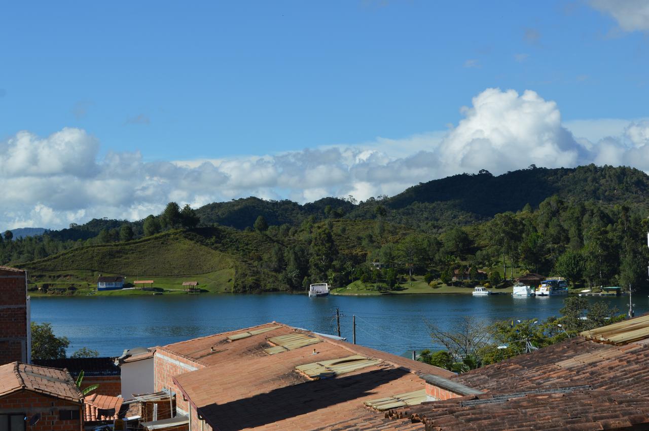 Hotel Real Guatapé エクステリア 写真