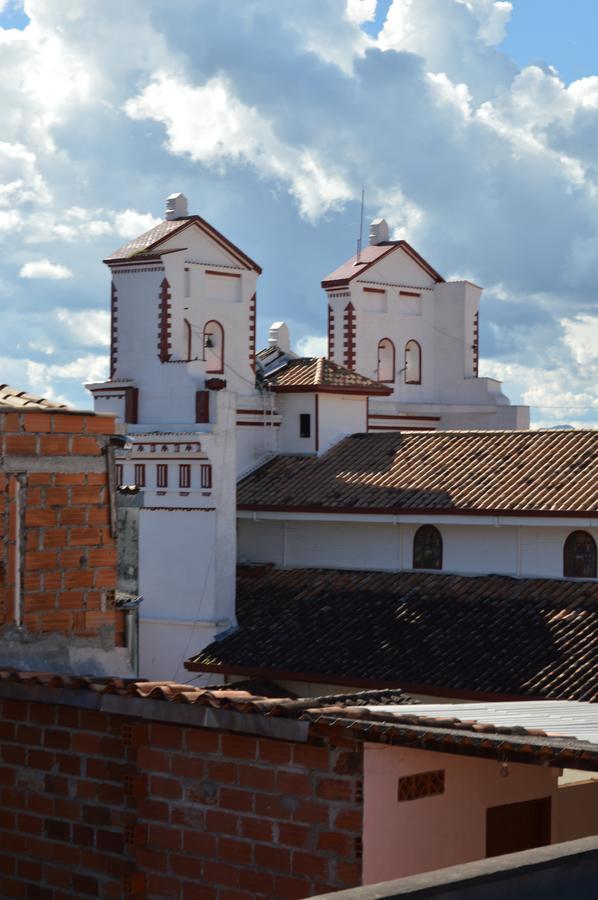 Hotel Real Guatapé エクステリア 写真